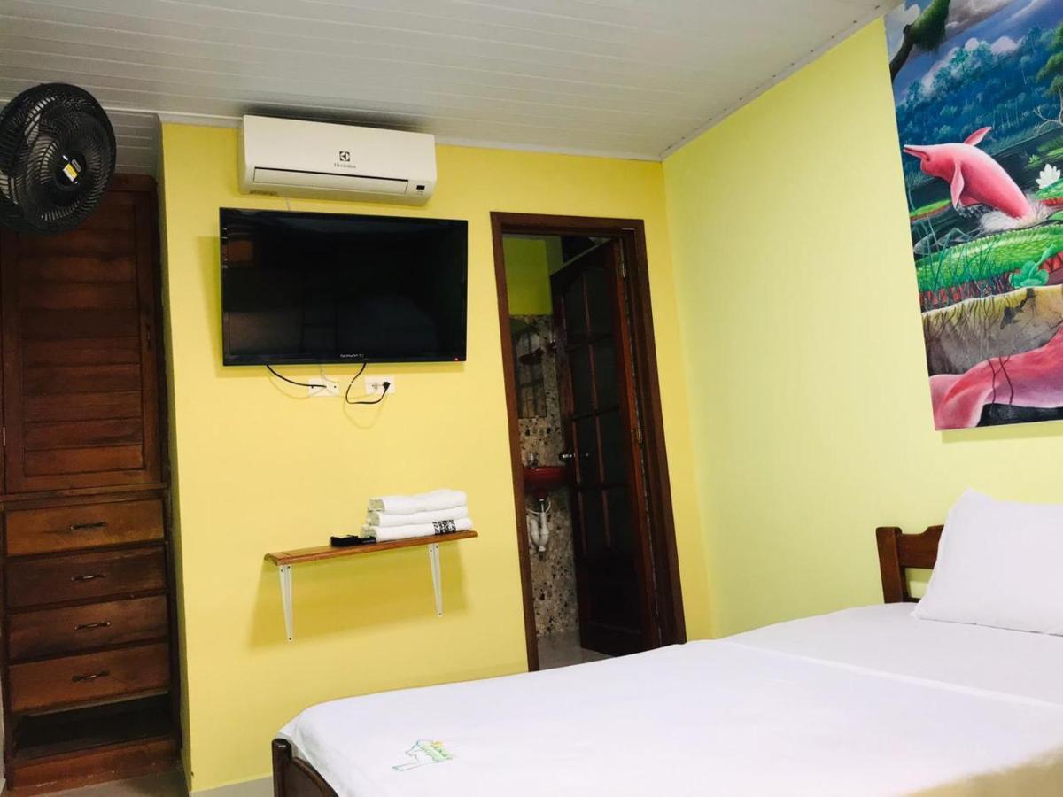 Hostal La Esperanza Leticia Exterior photo