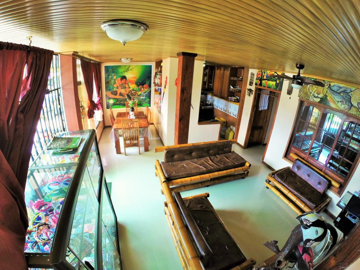 Hostal La Esperanza Leticia Exterior photo